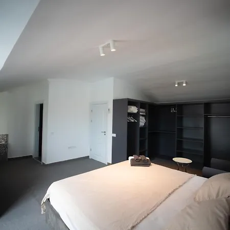 Living Dream Pearl Villa *